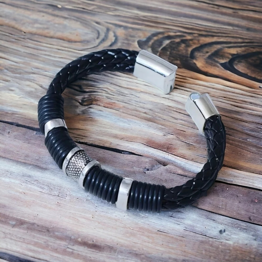 Black leather and metal design bracelet, 8.1"